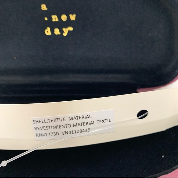 A New Day Solid Warm Plum Purple Velvet Sunglasses & Eye Glass Case New Nwt - Picture 9 of 12